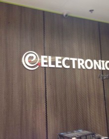 eElectronics at Terminal 1, Changi International Airport